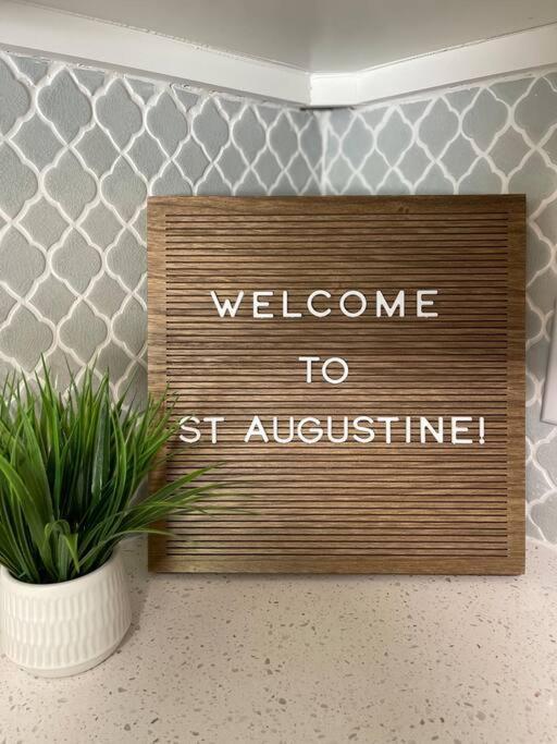 New Modern Bungalow Close To Downtown! Fully Fenced Yard St. Augustine Exteriör bild