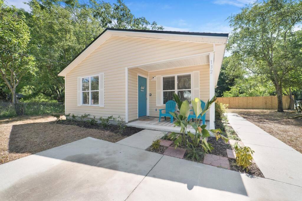 New Modern Bungalow Close To Downtown! Fully Fenced Yard St. Augustine Exteriör bild